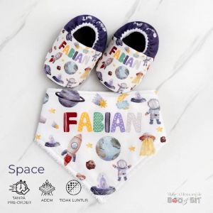 boo and bit Space Bibs